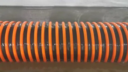 工場供給赤/青/緑/オレンジ PVC 波形ホース任意の色の PVC 吸引パイプ